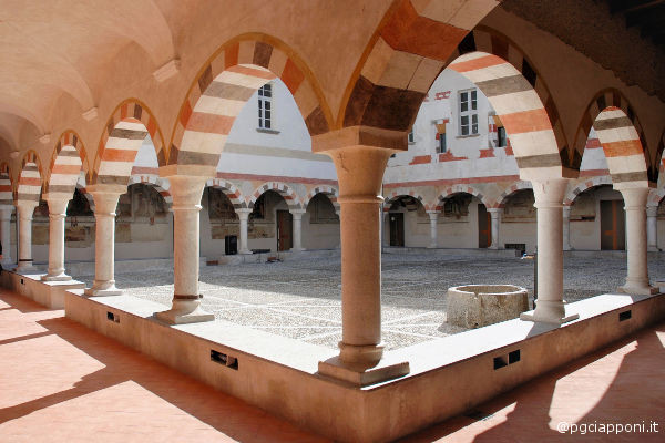 Il chiostro